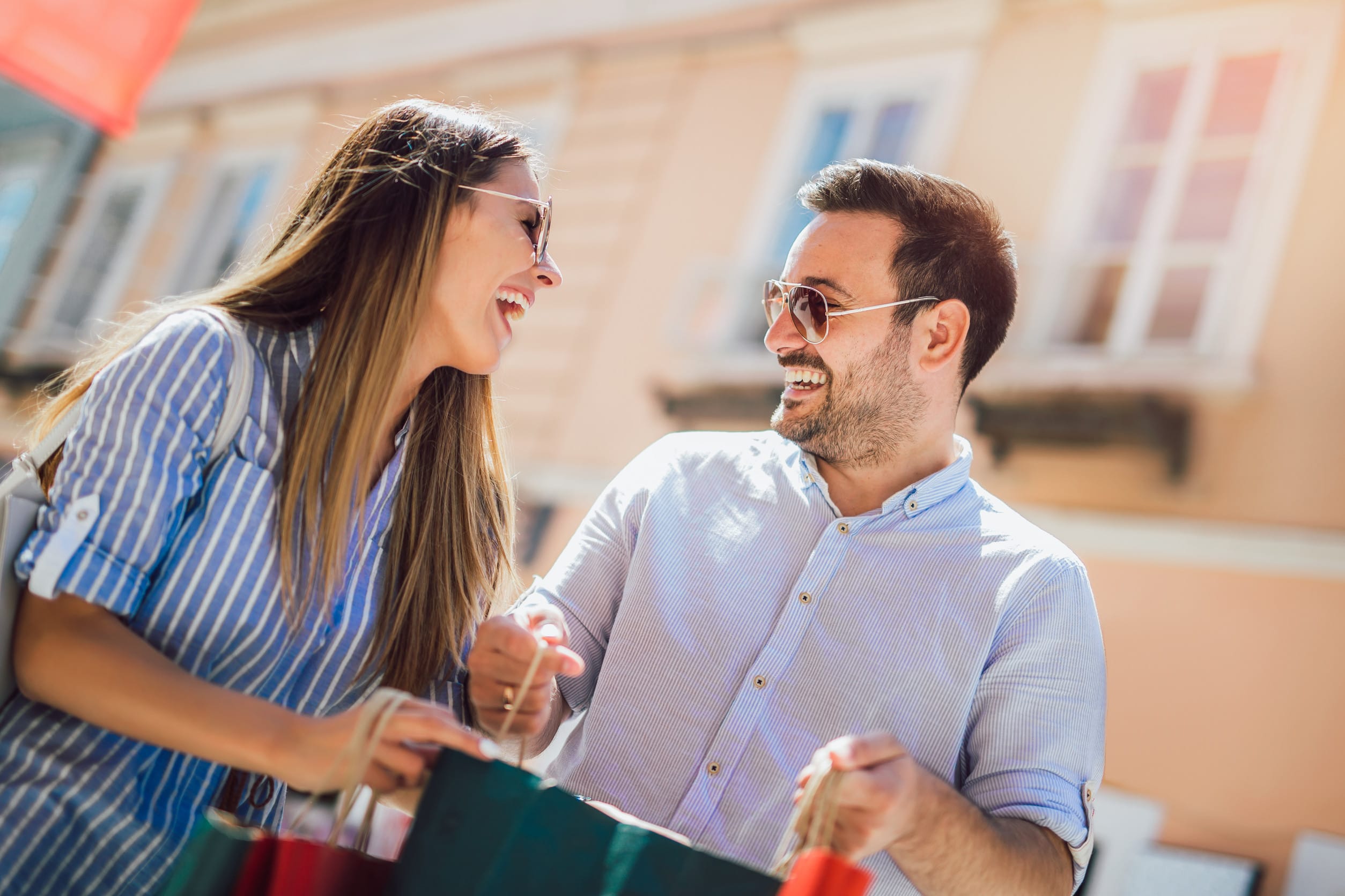 couples who grocery shop together