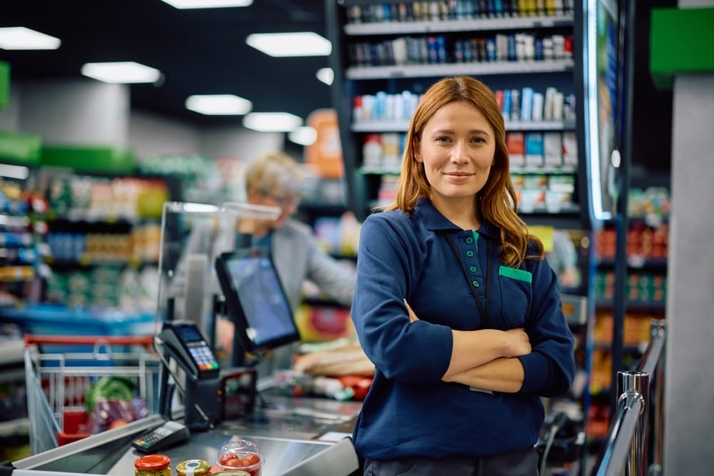 10 Shopper Types Every Cashier Can Spot Instantly 10 Shopper Types Every Cashier Can Spot Instantly