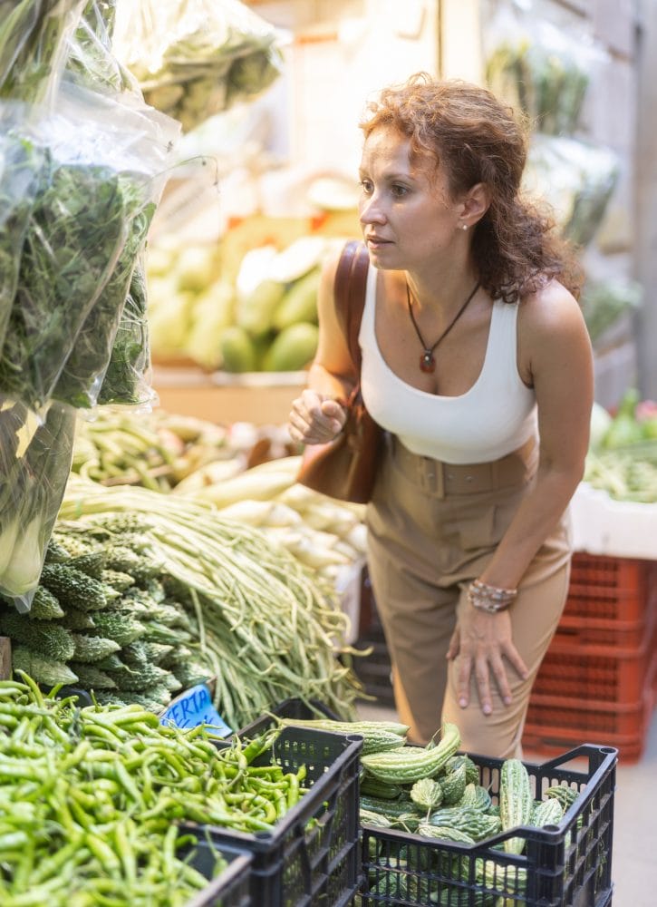 In Store Farming Why You Will Soon Pick Your Own Lettuce Straight From the Grocery Aisle